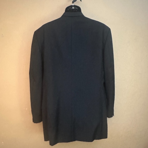 Ungaro Wool Suit 42L Pants 33w x 31i Gently worn Sold by Macy's 3 button - Picture 3 of 6